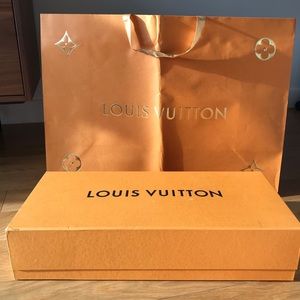XL Authentic Louis Vuitton Box & Shopping Bag